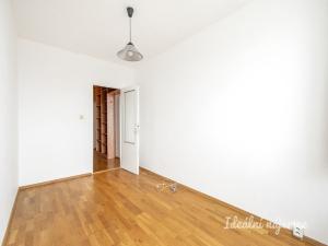 Pronájem bytu 3+kk, Praha - Petrovice, Rezlerova, 65 m2