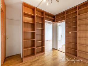 Pronájem bytu 3+kk, Praha - Petrovice, Rezlerova, 65 m2
