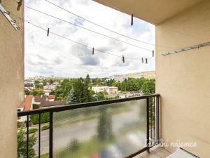 Pronájem bytu 3+kk, Praha - Petrovice, Rezlerova, 65 m2