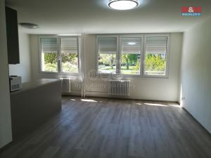 Pronájem bytu 3+1, Neratovice, Dr. E. Beneše, 74 m2