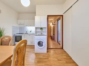 Prodej bytu 2+kk, Chrudim, Na Větrníku, 42 m2