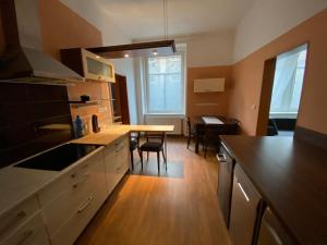 Pronájem bytu 2+1, Děčín - Děčín IV-Podmokly, Bezručova, 65 m2