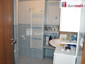 Prodej bytu 3+1, Lošany, 80 m2