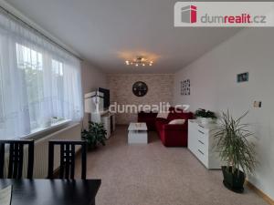 Prodej bytu 3+1, Lošany, 80 m2