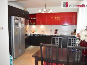 Prodej bytu 3+1, Lošany, 80 m2