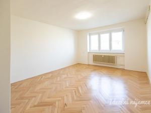Pronájem bytu 2+1, Praha - Žižkov, Jeseniova, 80 m2
