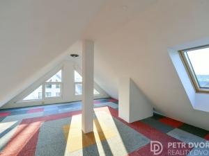 Prodej bytu 3+1, Praha - Košíře, Na Šmukýřce, 109 m2