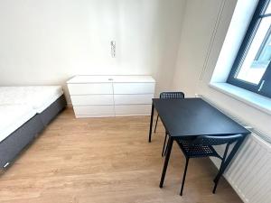 Pronájem bytu 1+kk, Praha - Hloubětín, Poděbradská, 28 m2