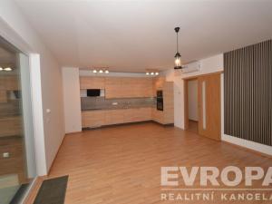 Pronájem bytu 4+kk, Praha - Lipence, Černošická, 119 m2