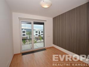 Pronájem bytu 4+kk, Praha - Lipence, Černošická, 119 m2