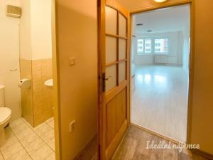 Pronájem bytu 2+1, Ostrava - Bělský Les, Horní, 54 m2