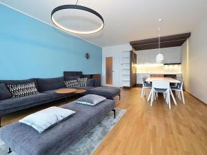 Pronájem bytu 3+kk, Praha - Holešovice, Sanderova, 96 m2