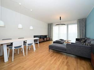 Pronájem bytu 3+kk, Praha - Holešovice, Sanderova, 96 m2