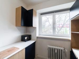 Prodej bytu 3+1, Praha - Kobylisy, Vršní, 65 m2