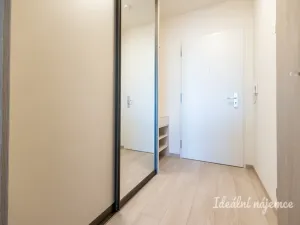 Pronájem bytu 1+kk, Praha - Háje, Výstavní, 32 m2