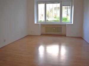 Pronájem bytu 1+1, Praha - Nusle, Lomnického, 41 m2