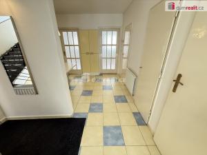 Pronájem bytu 3+kk, Praha - Podolí, Na dolinách, 75 m2