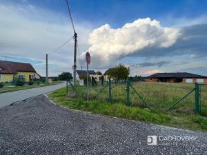 Prodej pozemku pro bydlení, Poběžovice u Holic, 1265 m2