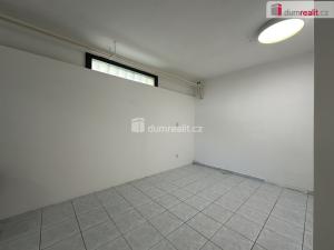 Pronájem obchodního prostoru, Břeclav, třída 1. máje, 15 m2