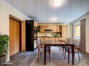 Prodej bytu 3+1, Sedlčany, 82 m2