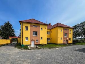 Prodej bytu 3+1, Sedlčany, 82 m2
