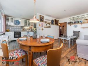 Prodej bytu 3+kk, Praha - Karlín, Nekvasilova, 71 m2