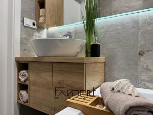 Prodej bytu 2+1, Ostrava, Zednická, 56 m2