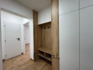 Prodej bytu 2+1, Ostrava, Zednická, 56 m2