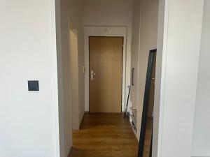 Prodej bytu 1+kk, Jesenice, Sluneční, 35 m2