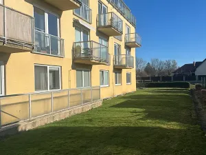 Prodej bytu 1+kk, Jesenice, Sluneční, 35 m2