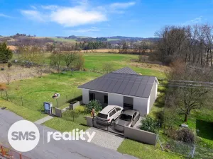 Prodej rodinného domu, Jesenec, 113 m2