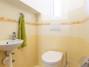 Pronájem bytu 3+kk, Pardubice - Bílé Předměstí, JUDr. Krpaty, 77 m2