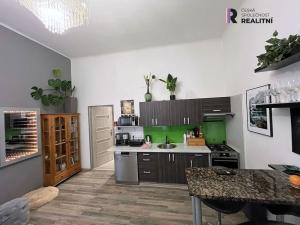 Prodej bytu 2+kk, Karlovy Vary, nábřeží Jana Palacha, 55 m2