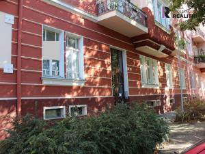 Prodej bytu 2+kk, Karlovy Vary, nábřeží Jana Palacha, 55 m2