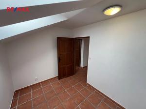 Pronájem bytu 2+kk, Černošice, Vrážská, 58 m2