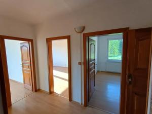 Pronájem bytu 4+1, Mostek, 90 m2