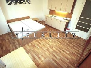 Pronájem bytu 1+kk, Praha - Nové Město, Na zbořenci, 24 m2
