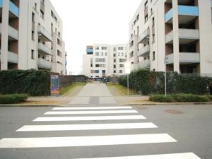Pronájem bytu 1+kk, Praha - Hloubětín, Saarinenova, 32 m2