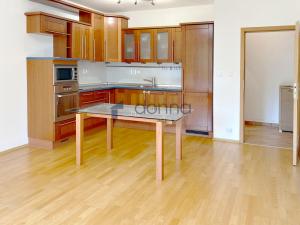 Pronájem bytu 2+kk, Praha - Záběhlice, Podle náhonu, 64 m2