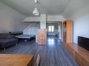 Prodej rodinného domu, Tachlovice, Olivová, 290 m2
