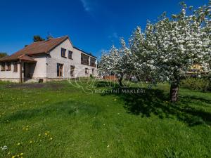 Prodej rodinného domu, Tachlovice, Olivová, 290 m2
