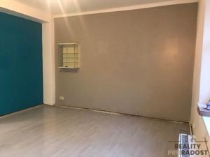 Pronájem bytu 2+kk, Praha - Nusle, Na Veselí, 35 m2