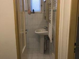 Pronájem bytu 2+kk, Praha - Nusle, Na Veselí, 35 m2