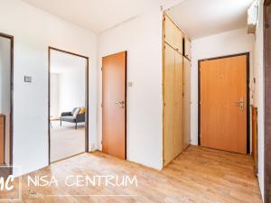 Pronájem bytu 3+1, Praha - Bohnice, Kostřínská, 72 m2