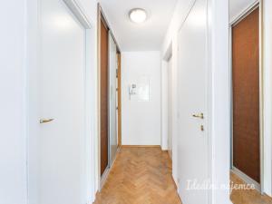 Pronájem bytu 2+kk, Praha - Libeň, Podvinný mlýn, 47 m2