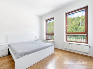 Pronájem bytu 2+kk, Praha - Libeň, Podvinný mlýn, 47 m2