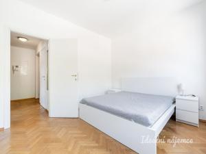 Pronájem bytu 2+kk, Praha - Libeň, Podvinný mlýn, 47 m2