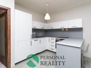 Pronájem bytu 1+kk, Pardubice, Pod Vinicí, 36 m2