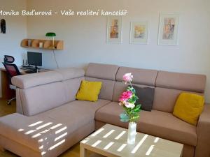 Prodej bytu 3+1, Otrokovice, Školní, 79 m2