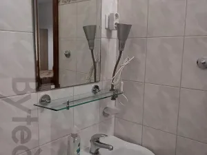 Pronájem bytu 1+kk, Praha - Stodůlky, Živcových, 26 m2